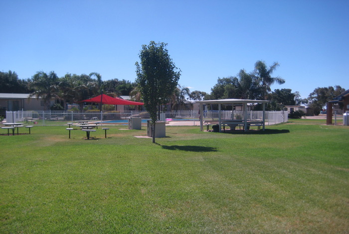 sunraysia camping